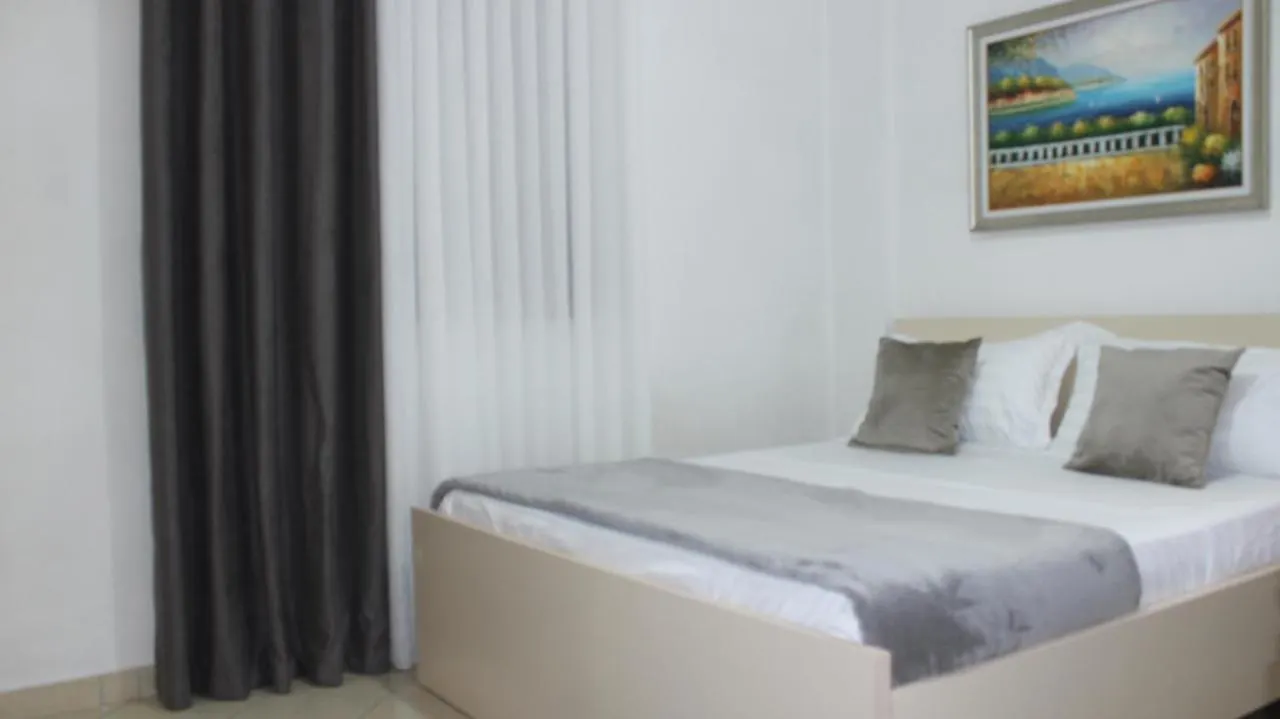 Deni'S Family Apartment In New Blvd Tirana